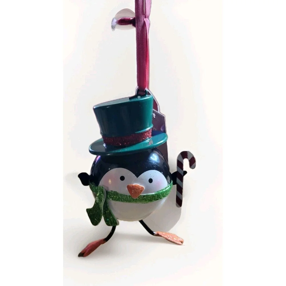 Farmhouse Christmas Penguin metal decorative Ornament holiday home decor‎